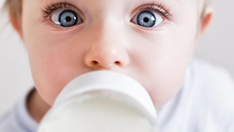 Bebeklere İlk 6 Ay Sadece Anne Sütü