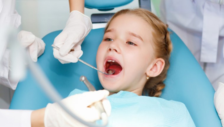 Çocuklara ilk diş kontrolü ne zaman yapılmalı?