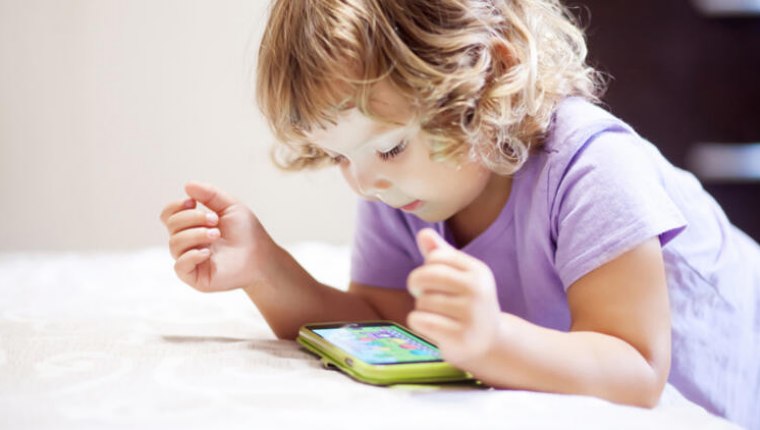Çocuklara kaç yaşında akıllı telefon alınmalı? Cep telefonu kullanma yaşı