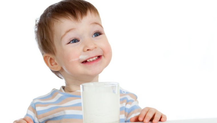 Çocuklara süt içmeyi sevdirmenin yolları