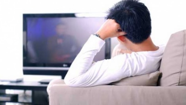 Çok TV izlemek erken ölüme yol açıyor