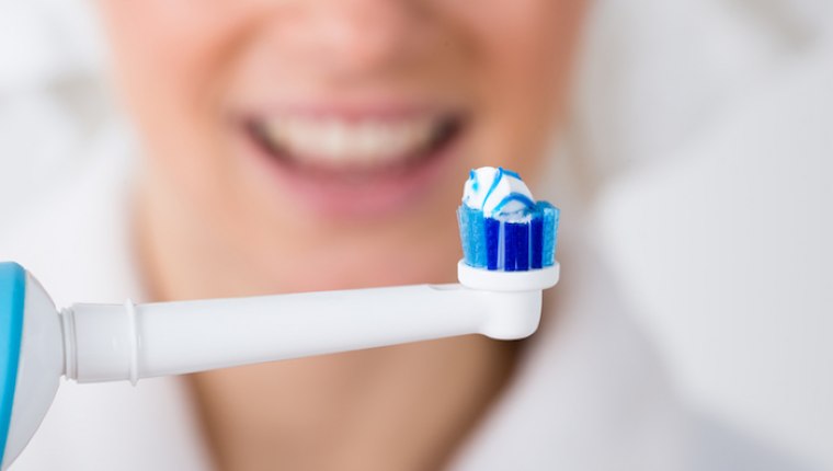 Dişlerimizi Ne Zaman Fırçalamalıyız?