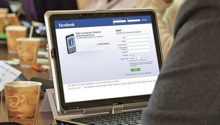 Facebook kullanmayanlar daha mutlu