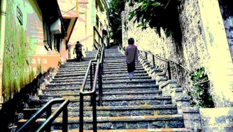 İstanbul'un yokuş yukarı dünyası: Merdivenleri