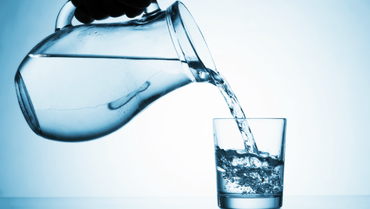 O organımızın sağlığı için en az 8 bardak su