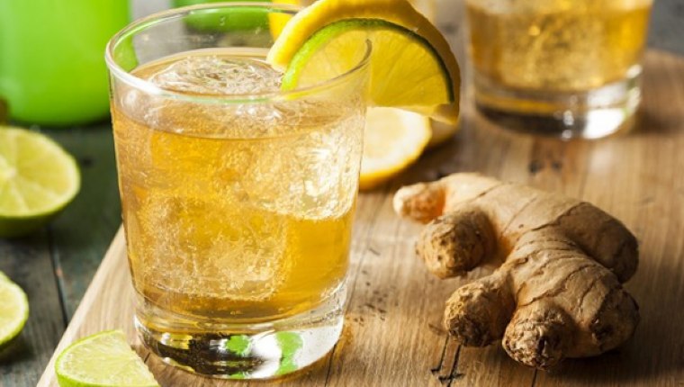 Yaz mevsiminde serinleten enfes çilekli zencefilli limonata tarifi!