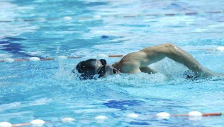 Yüzme kalp hastalıkları riskini azaltıyor